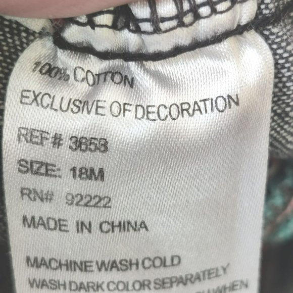 Carter's Size 18M 100% Cotton 1 Piece Shorts Set Straps Embroidered Butterflies - Picture 7 of 8